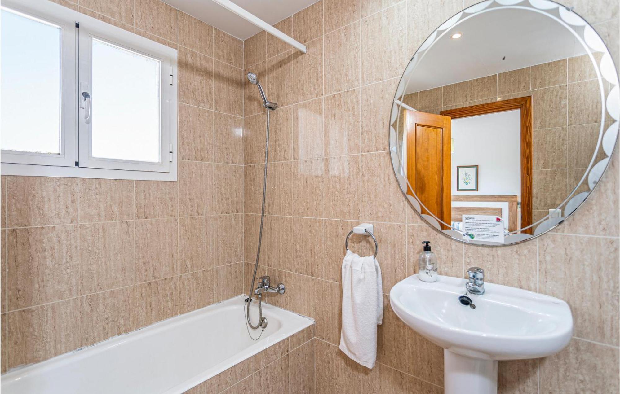 4 Bedroom Beautiful Home In Alcudia Port d'Alcúdia Exterior foto